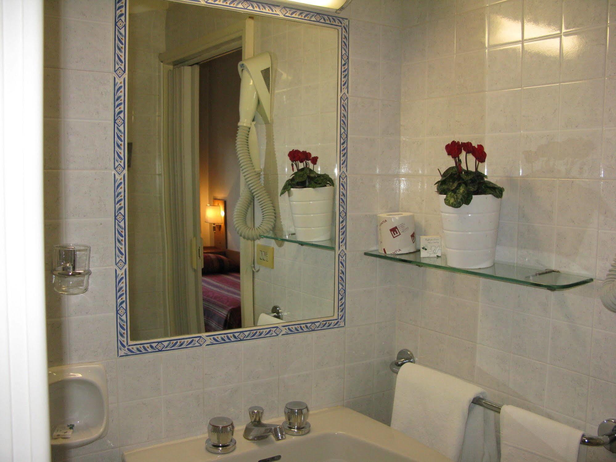 York Hotel Roma Ngoại thất bức ảnh