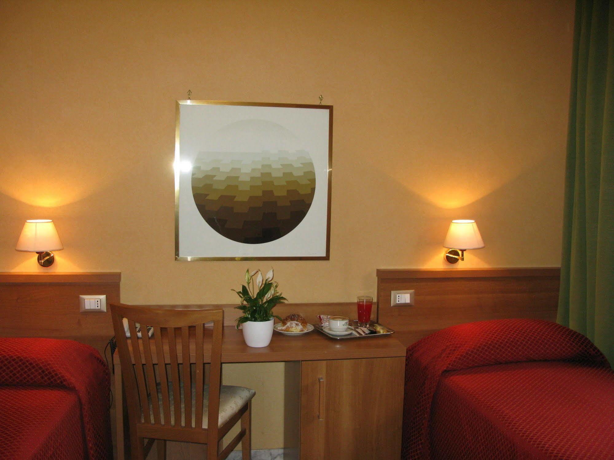 York Hotel Roma Ngoại thất bức ảnh